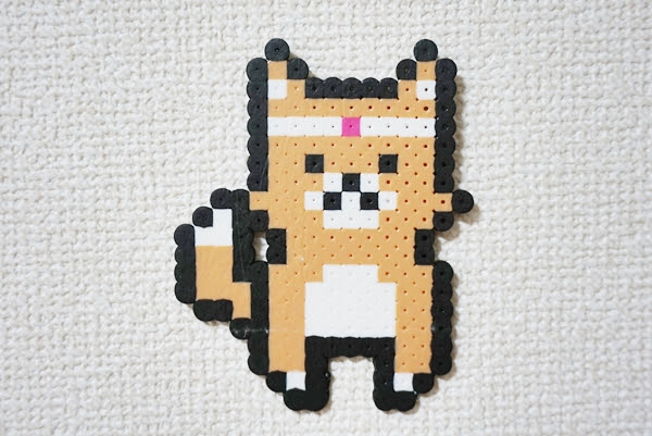 図案あり 柴犬の作り方 アイロンビーズ パーラービーズ用ドット絵 人生は暇つぶし