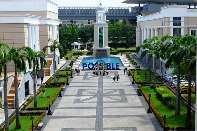 Đoàn sinh viên UEF hào hứng “mục sở thị” Đại học SEGi 