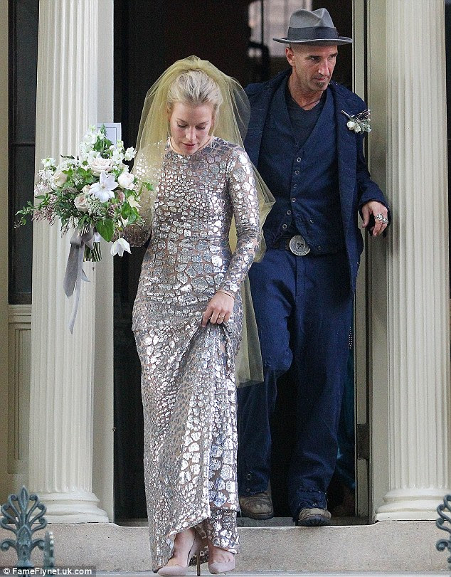 Piper wedding dress