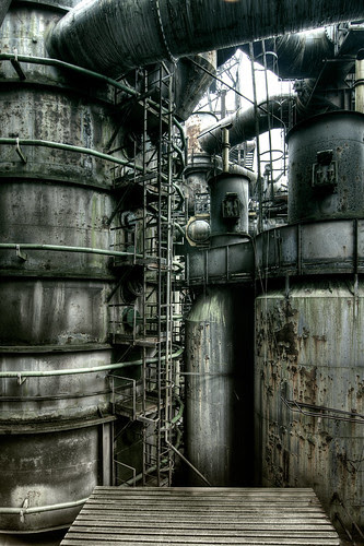 Ready to dive into this ocean of steel? So, Put on the diving board !