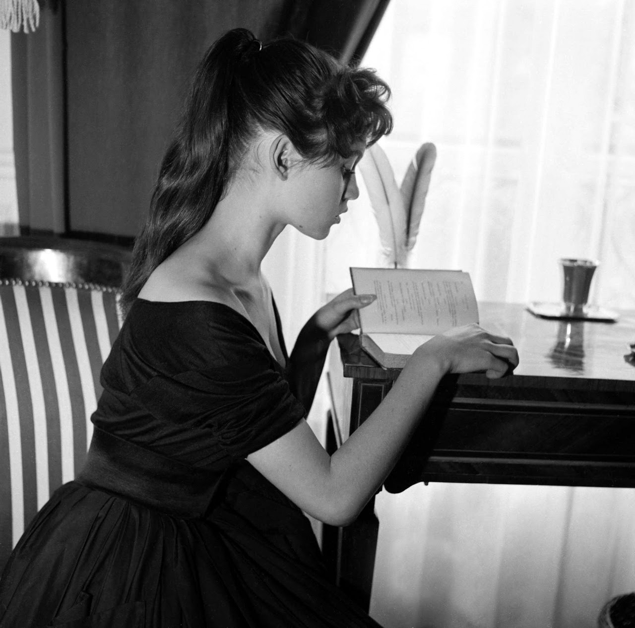 http://25.media.tumblr.com/tumblr_m5gzhzXaoJ1rrnekqo1_1280.jpg