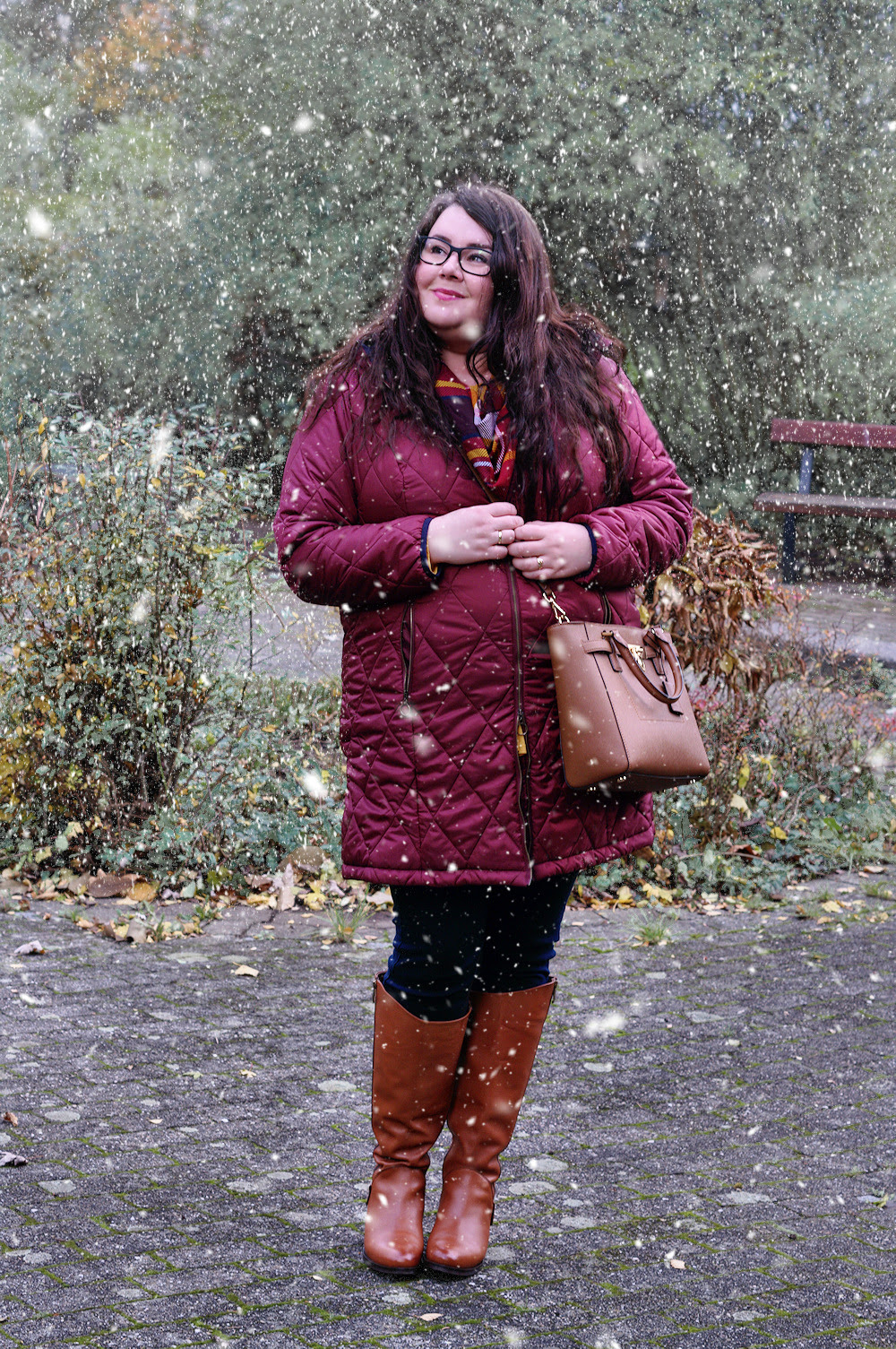 Große Größen Plus Size Fashion Blog sheego rote jacke snow schnee