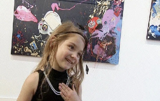 Aelita Andre é autora de nove quadros que estão sendo vendidos a US$ 9.900; clique e veja vídeo
