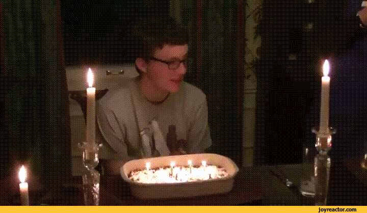 Cake Fire Gif Gif Animation Animated Pictures Funny Pictures Best Jokes Comics Images Video Humor Gif Animation I Lol D