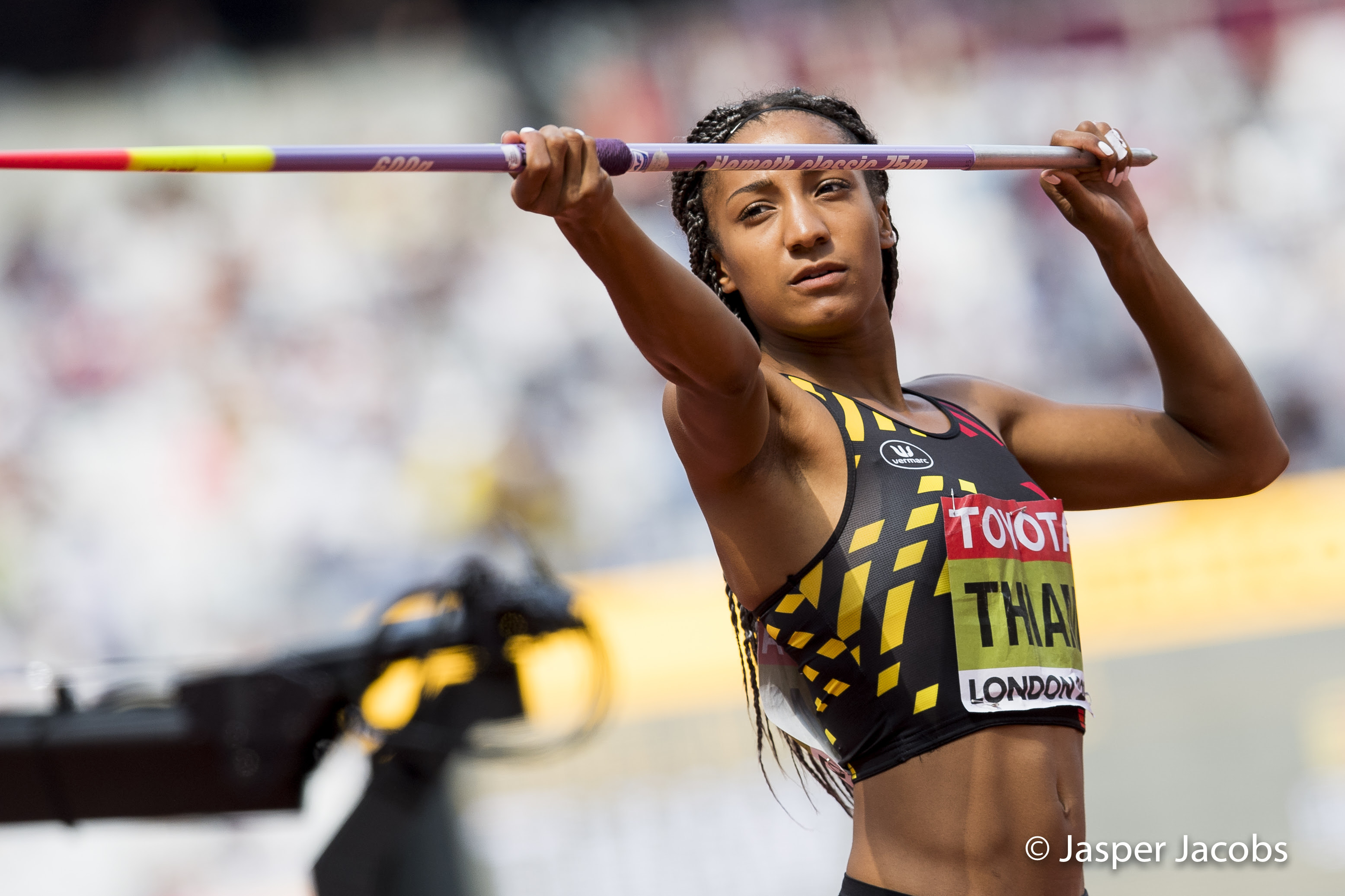 De gouden zevenkamp van Nafi Thiam in beeld! | Atletieknieuws