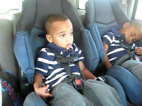 Video Two Year Old Wakes Up To His Favorite Hip Hop Song Foxy 107 1 104 3