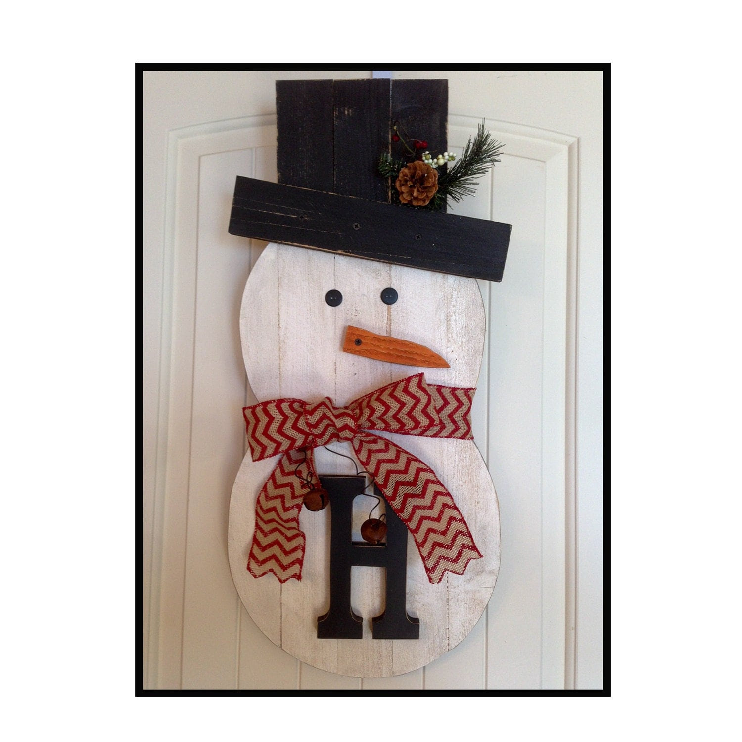 Snowman, wood snowman, holiday wreath snowman, reclaimed wood, front door decor, rustic snowman.