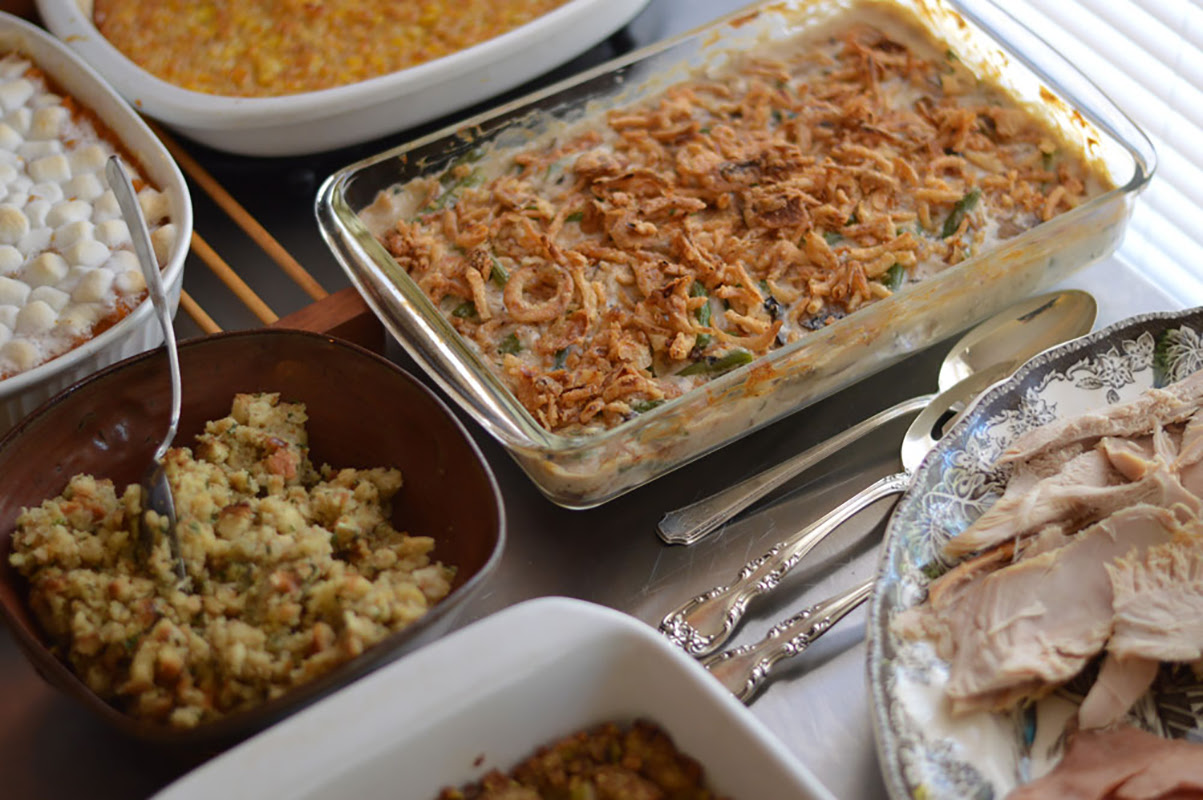 a classic american thanksgiving for expats: complete with ...