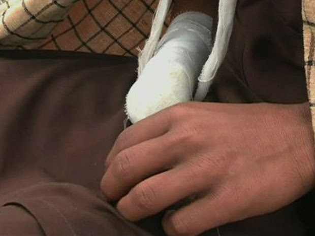 'Por que teria dor cortando uma mão que foi levantada contra o santo profeta?', questionou o garoto (Foto: BBC)