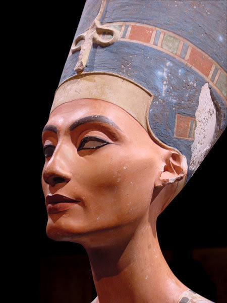 Queen Nefertiti bust | 3400-year-old