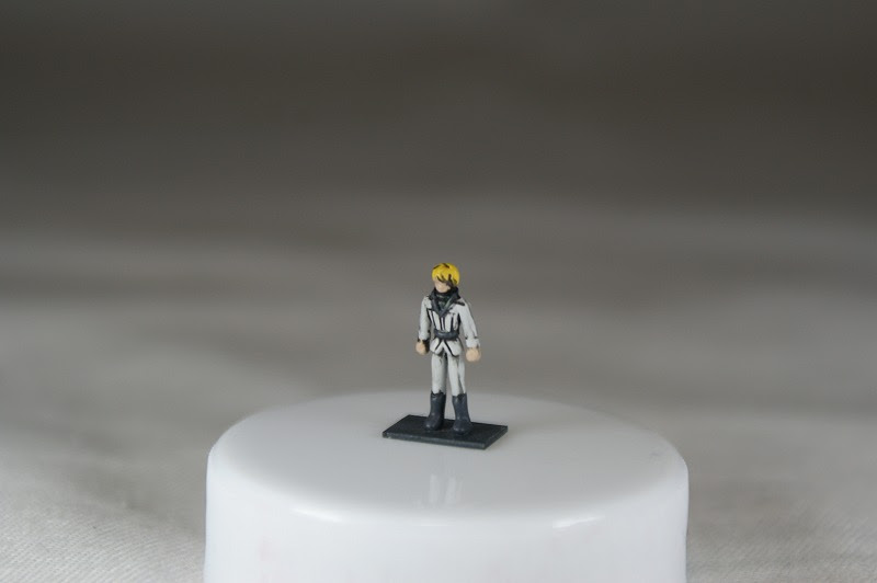 プレミアムバンダイ限定ｍｇジム スナイパー ホワイトディンゴ仕様 マスター ｐ レイヤー機の完成品