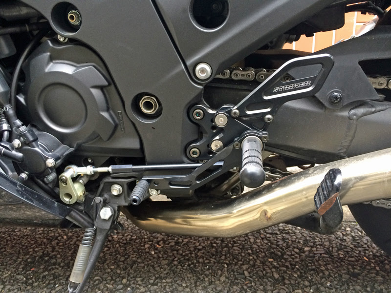 Zx 14r バックステップ装着 The Essential