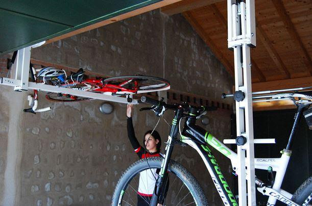 Got a garage? flat-bike-lift lets you store bikes under ...