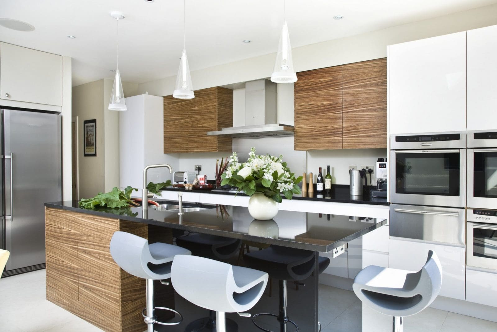 Chiswick Contemporary Kitchen - Higham Furniture