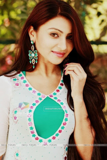 aleeza khan Ghar Ki Laxmi Betiyann