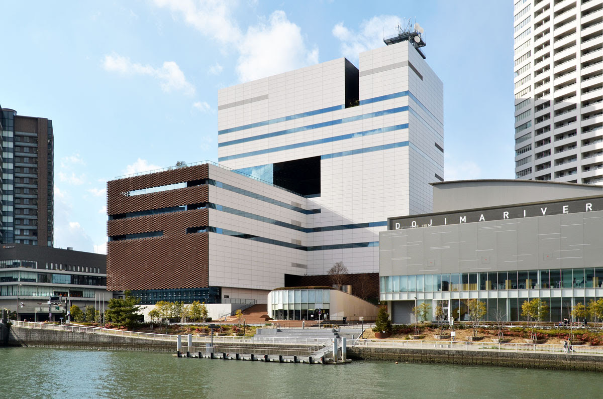 ほたるまち レストラン カフェ 飲食店一覧