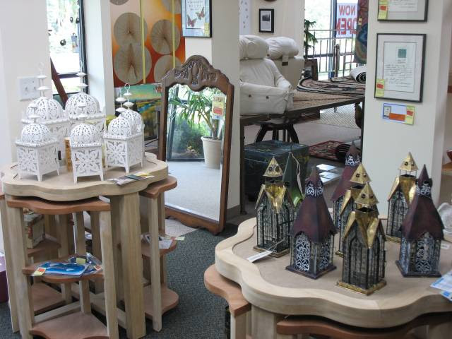 Red Tag Outlet - Hom