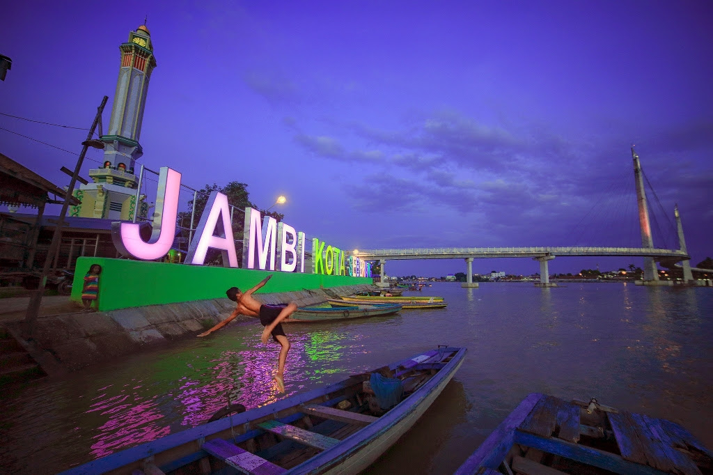 Telusuri Jalan Jalan Wisata Indonesia Kota Jambi AERO TRAVEL Telusuri Jalan Jalan Wisata Indonesia Kota Jambi AERO TRAVEL