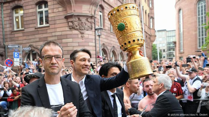 Fußball Eintracht Frankfurt gewinnt DFB-Pokal (picture-alliance/dpa/A. Dedert)