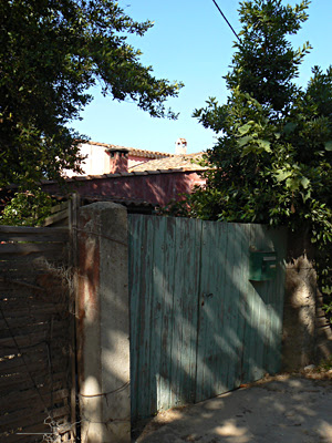 maison cachée 2.jpg