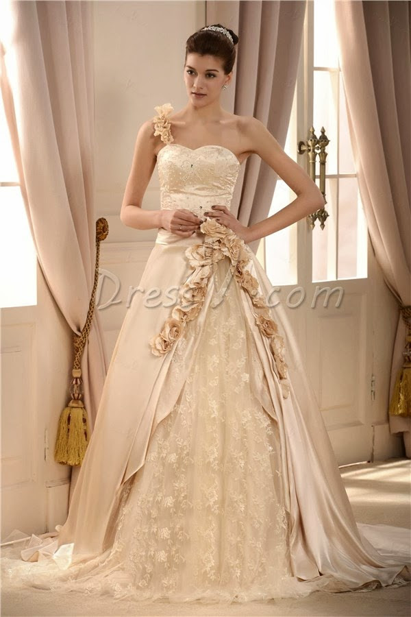 نتيجة بحث الصور عن ‪ivory wedding dresses‬‏
