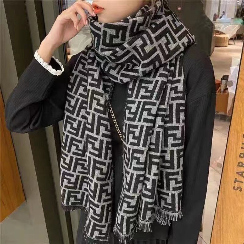 フェンディふわふわマフラーカップルオシャレストールマフラー韓国風ウールマフラーファッション新作タッセルマフラーブラント大人気