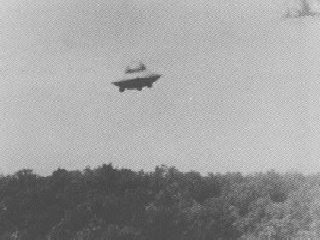 UFO UFOs photographs UFO UFOs photographs