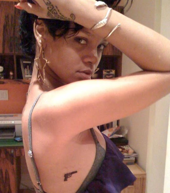  becomes hollow mek sport when the person wearing the gun tattoos is a 