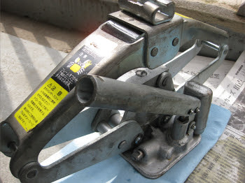 油圧式パンタジャッキ シザースジャッキ 修理 オーバーホールの方法