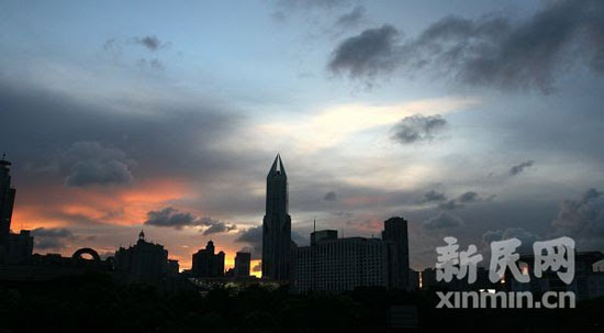 上海今日清晨天气晴好无台风迹象(组图)