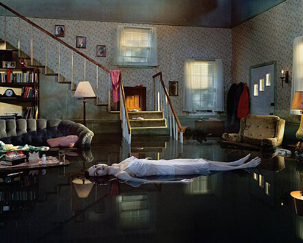 http://realgothic.files.wordpress.com/2009/06/gregory-crewdson02.jpg