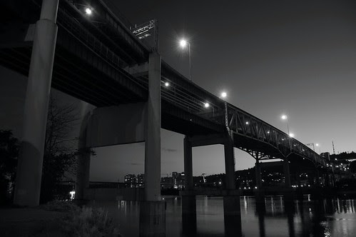 portland at night marquam bridge