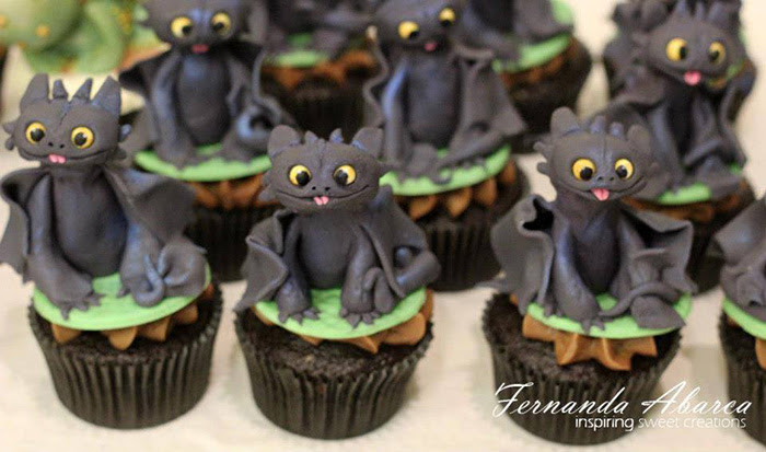 cupcake-art-movie-characters-sugar-sculptures-animator-fernanda-abarca-cakes-4