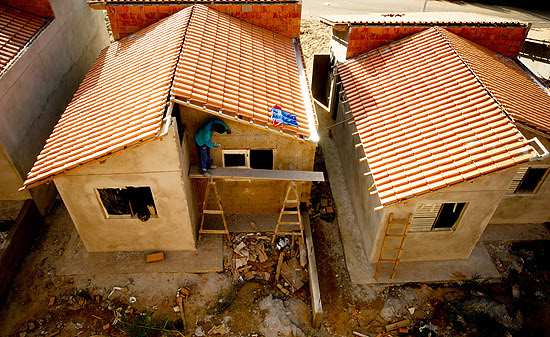 Construção do Minha Casa, Minha vida em Campinas (SP); governo estuda ampliar foco de atuação do programa