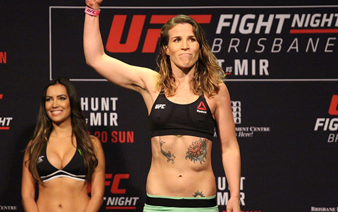 Những scandal chấn động UFC: Nặng hơn 27kg, dính doping lên sàn hại đối thủ - 4