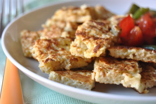 Green beans salad and oats frittata cubes