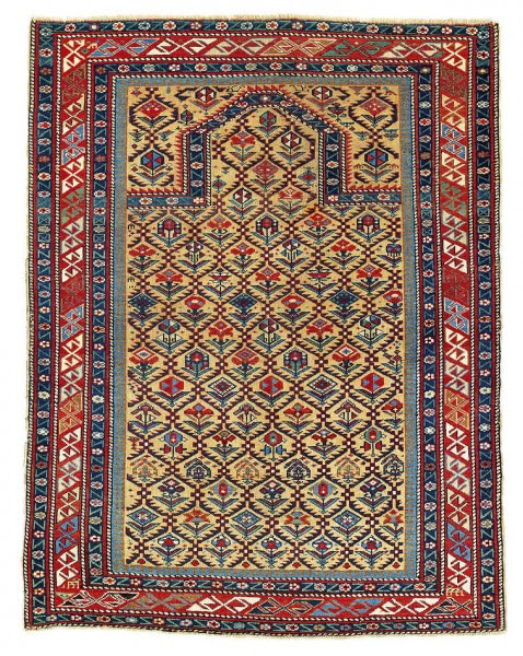 Lot 22. Daghestan prayer rug, North East Caucasus. 128 x 100 cm. Second half 19th century. Estimate 4,000.00 