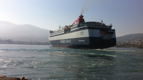 Ferry leaving Lesbos for Athens 
