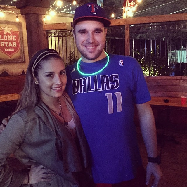 Yall__I_ran_into_Ariana_Grande_at_work___inwoodtavern_by_hevans41