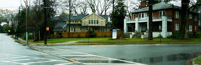 P1020957-2011-12-07-1325-North-Highland-poptop-SW-Corner-Anshe-Sfard-Morningside-Highland-Terminal-Vista-detail