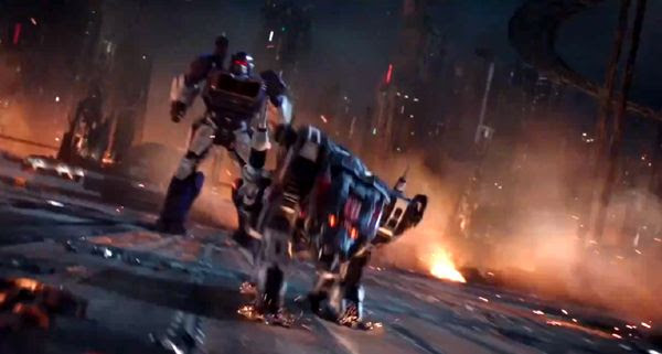 Ravage charges away from Soundwave in this screenshot from BUMBLEBEE.