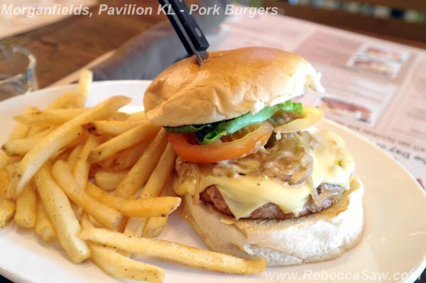 morganfields, pavilion kl - pork burgers-001