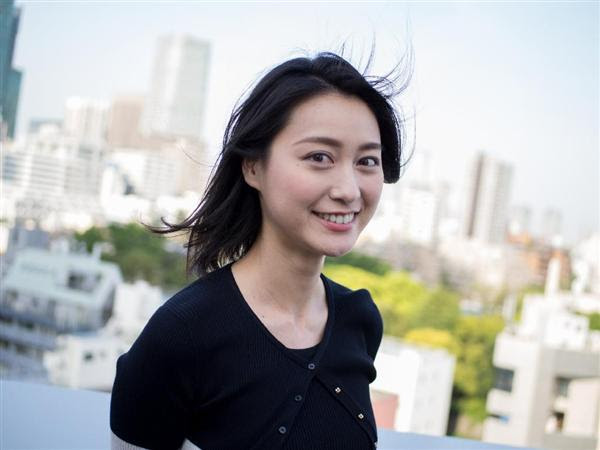 画像1枚 テレビ朝日 小川彩佳の美人でかわいい高画質な画像 壁紙 写真まとめサイト Pictas