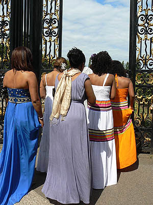 le mariage entre dans Regent's park.jpg
