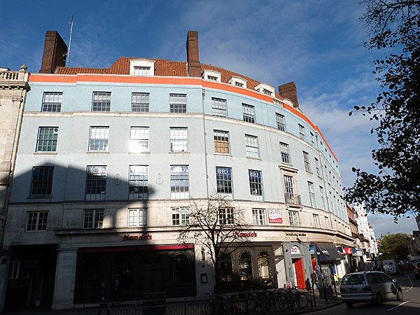mardi à Hammersmith