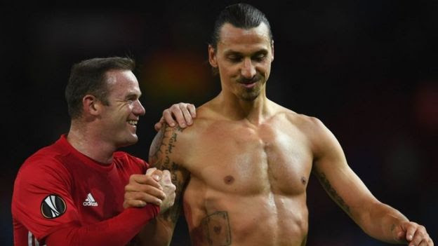 Zlatan Ibrahimovic (kulia) nae pia atakosa mchezo huo