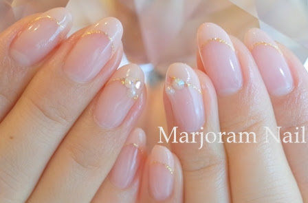 オフィスネイル ピンクベージュ フレンチネイル ストーンアート 横浜 ネイルサロン Marjoram Nail 尾上怜子 フレンチネイル