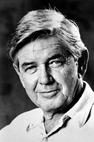 Ralph Waite, who played the father in ''The Waltons'' television series, is shown in this undated file photograph. REUTERS/Files