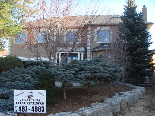 Toronto Roofing Contractors by juffsroofing