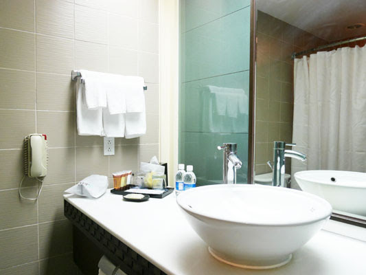 シェラトン ラグーナ グアム リゾート オーシャンビュールームに宿泊 Womania